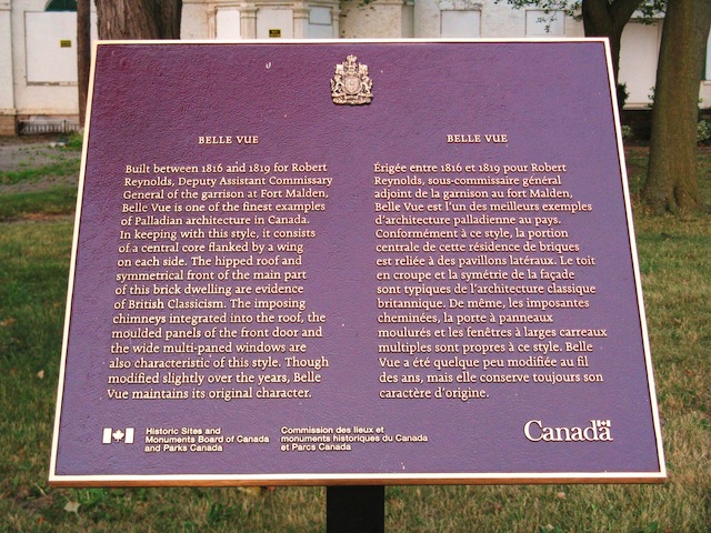 Plaque Photo