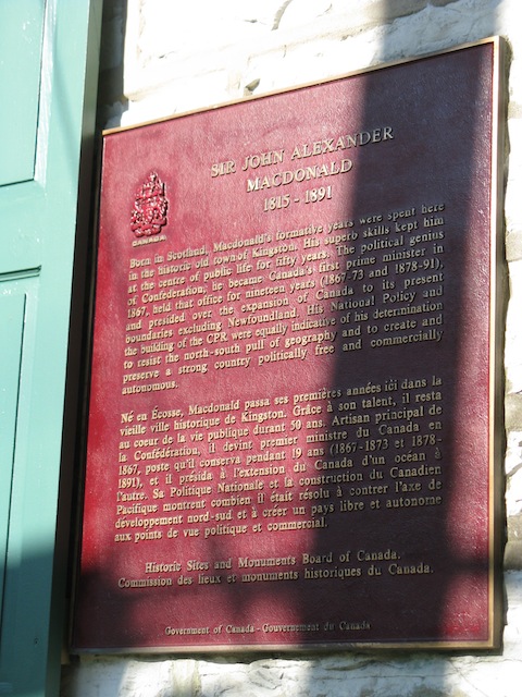 Plaque Photo