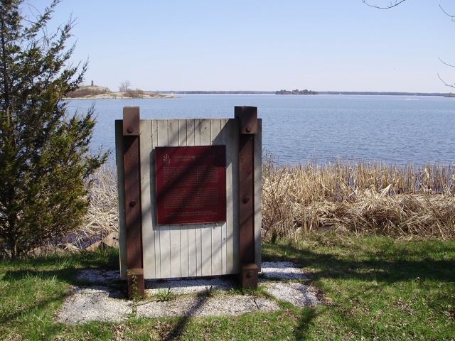 Chimney Island (Bridge Island)