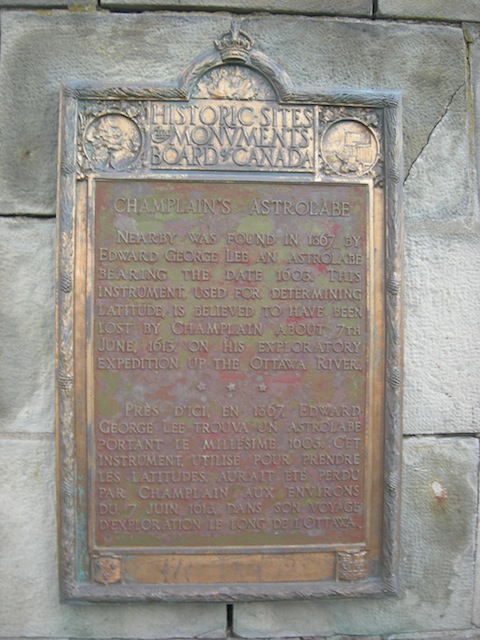 Plaque Photo