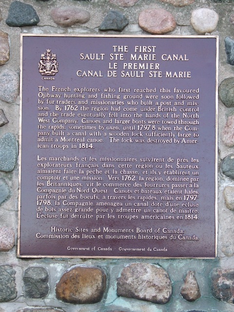 Plaque Photo