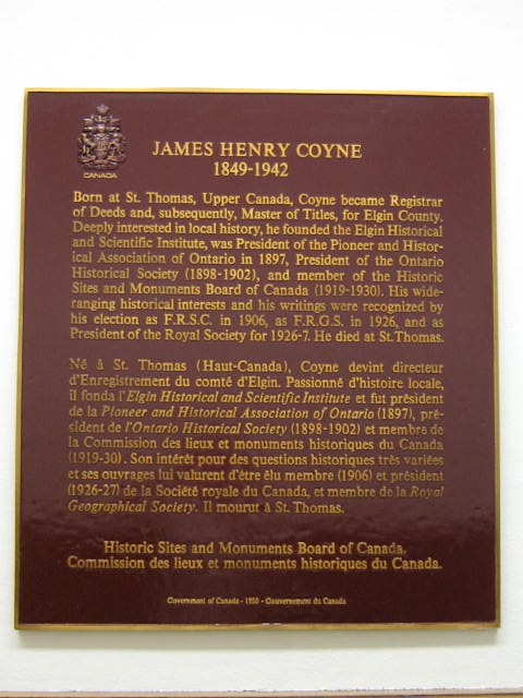 Plaque Photo