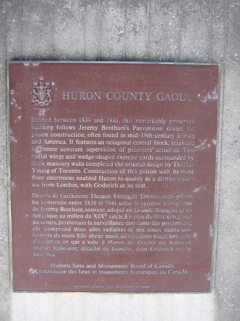 Plaque Photo