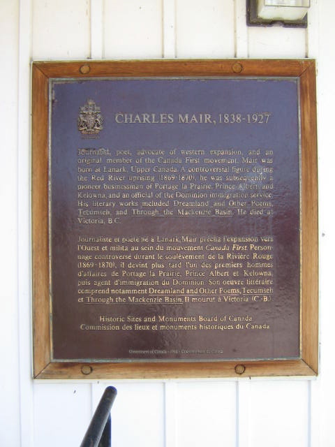 Plaque Photo