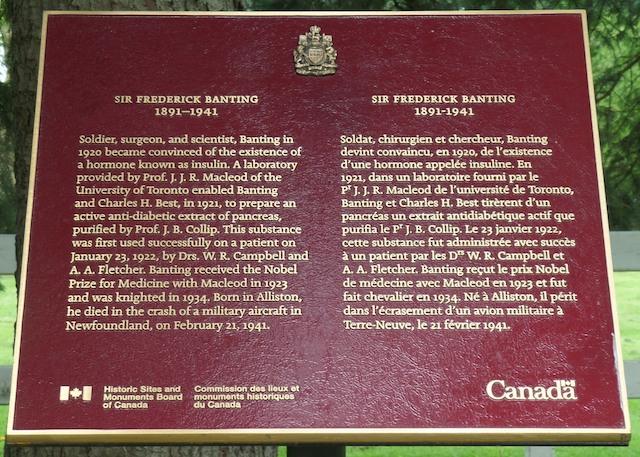 Plaque Photo