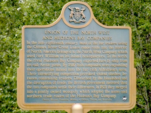 Plaque Photo