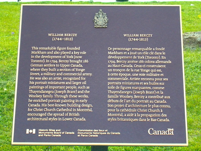 Plaque Photo